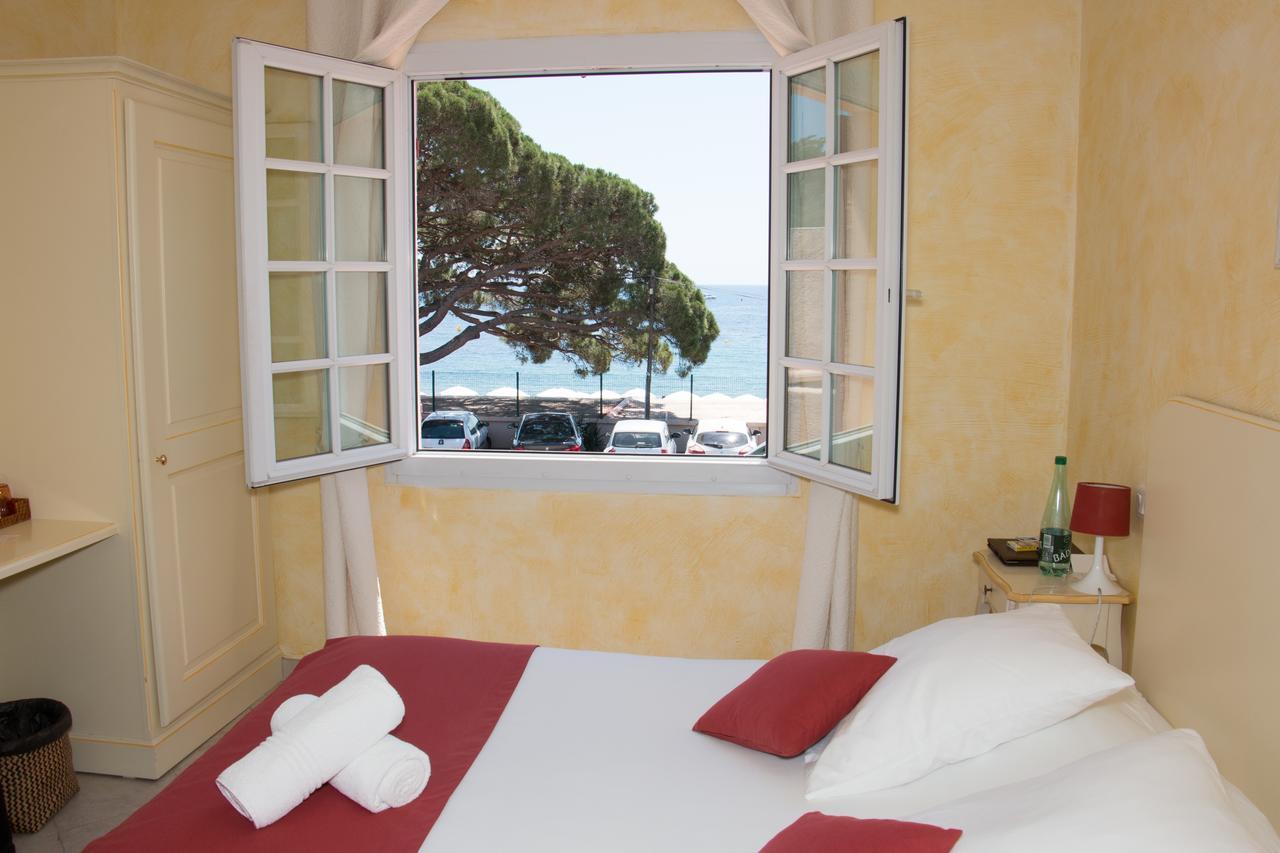 Hotel & Spa La Villa แซ็งต์-แมกซีม ภายนอก รูปภาพ